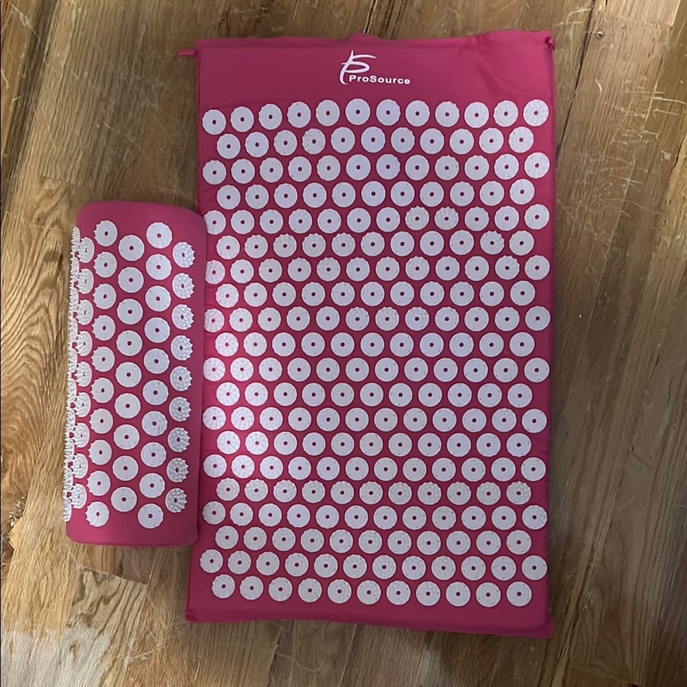 Pink and White Acupressure Mat Set for Wellness